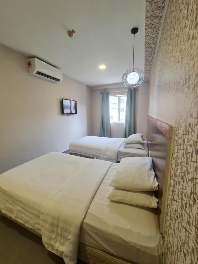Hotel Bestari Kuala Lipis Kültér fotó
