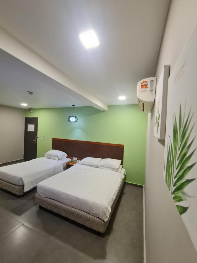 Hotel Bestari Kuala Lipis Kültér fotó