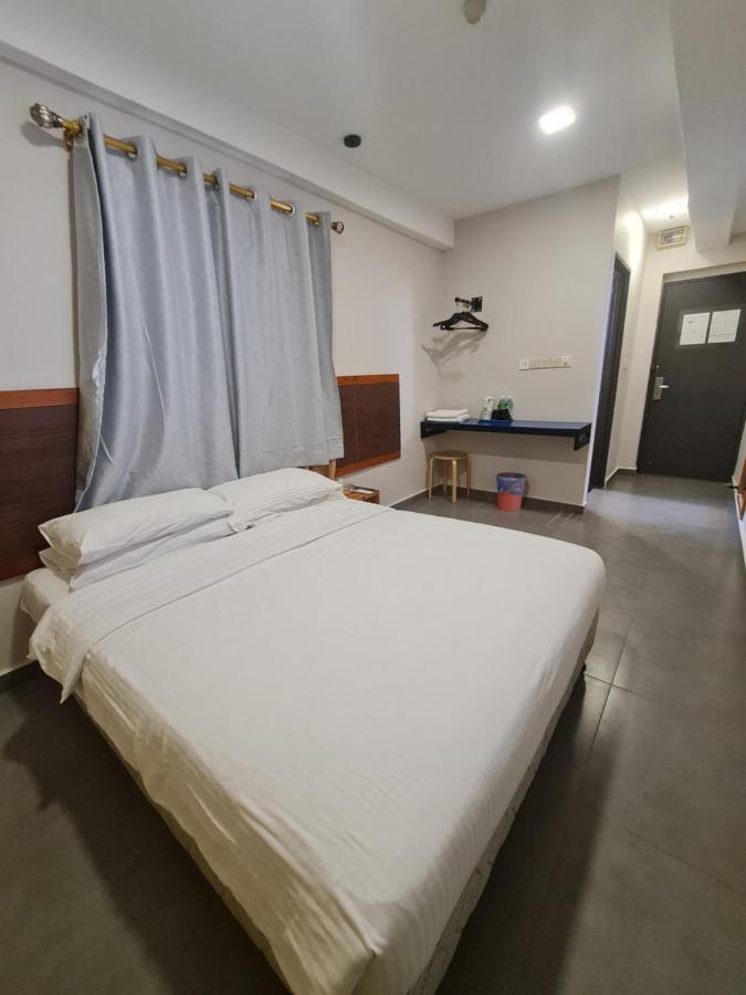 Hotel Bestari Kuala Lipis Kültér fotó
