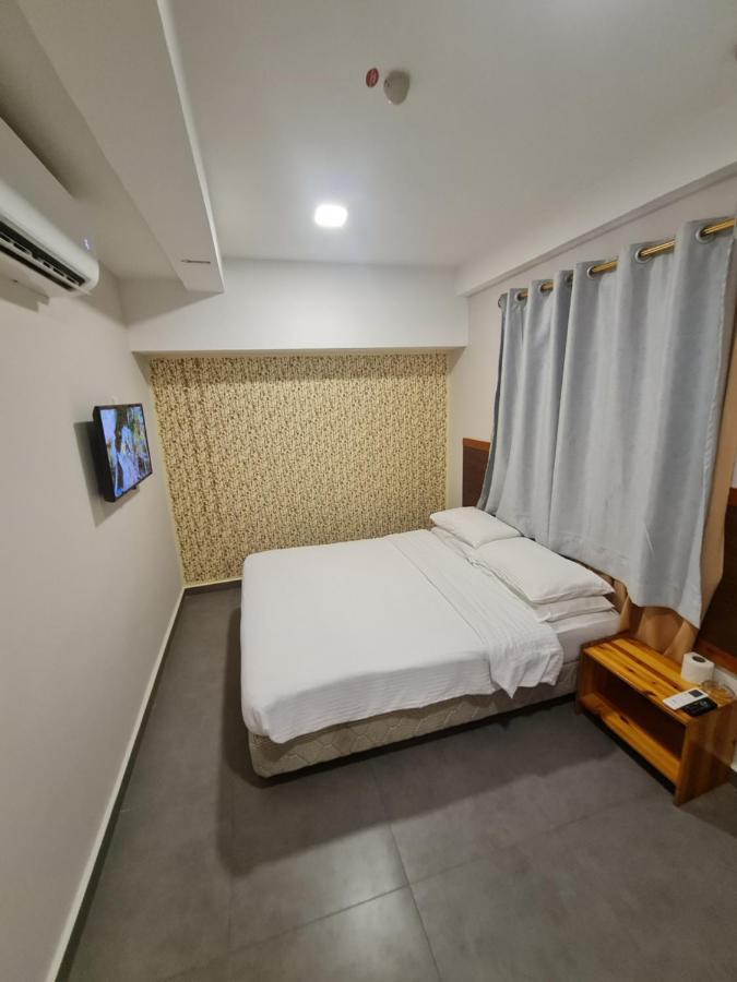 Hotel Bestari Kuala Lipis Kültér fotó