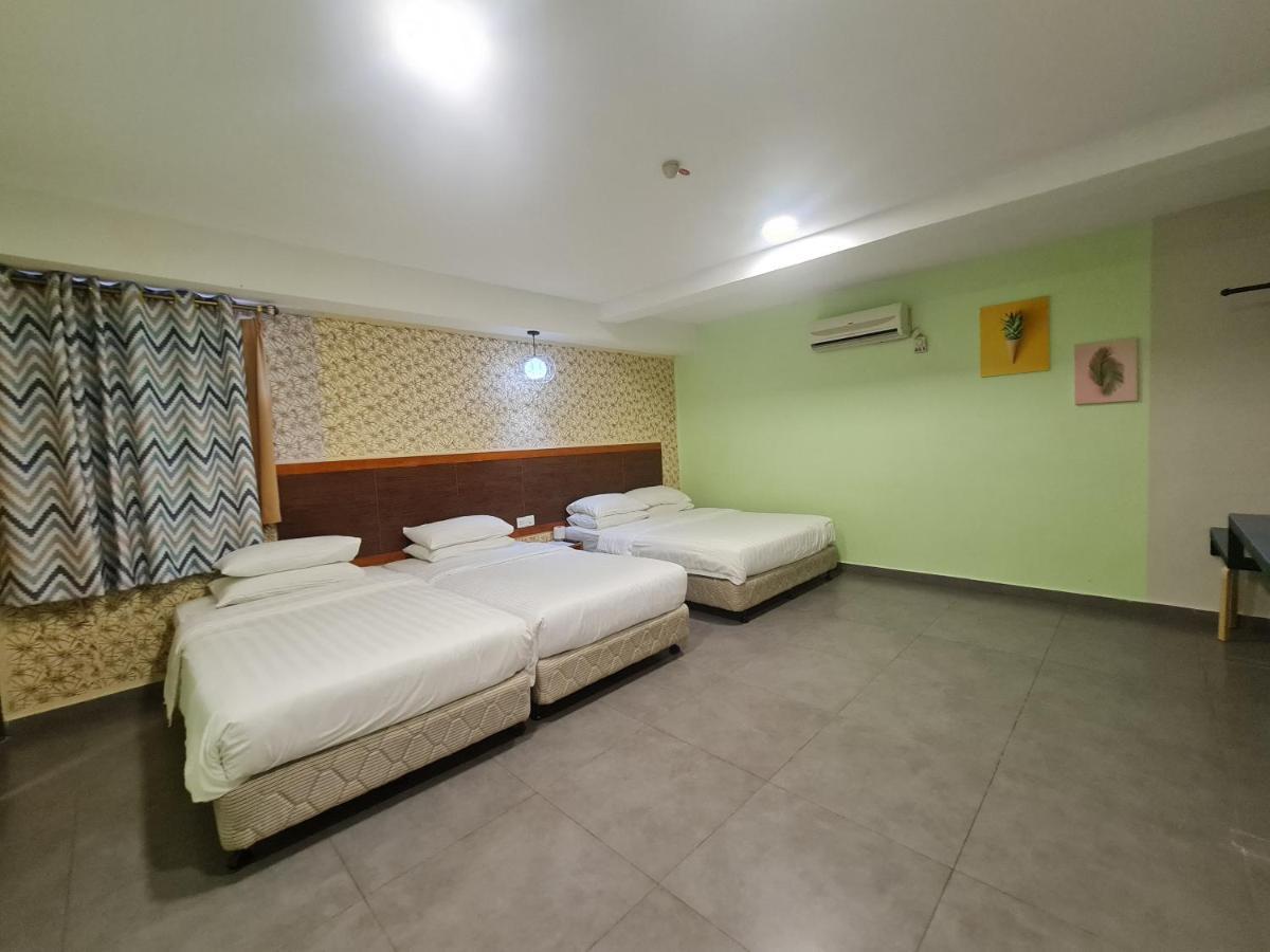 Hotel Bestari Kuala Lipis Kültér fotó