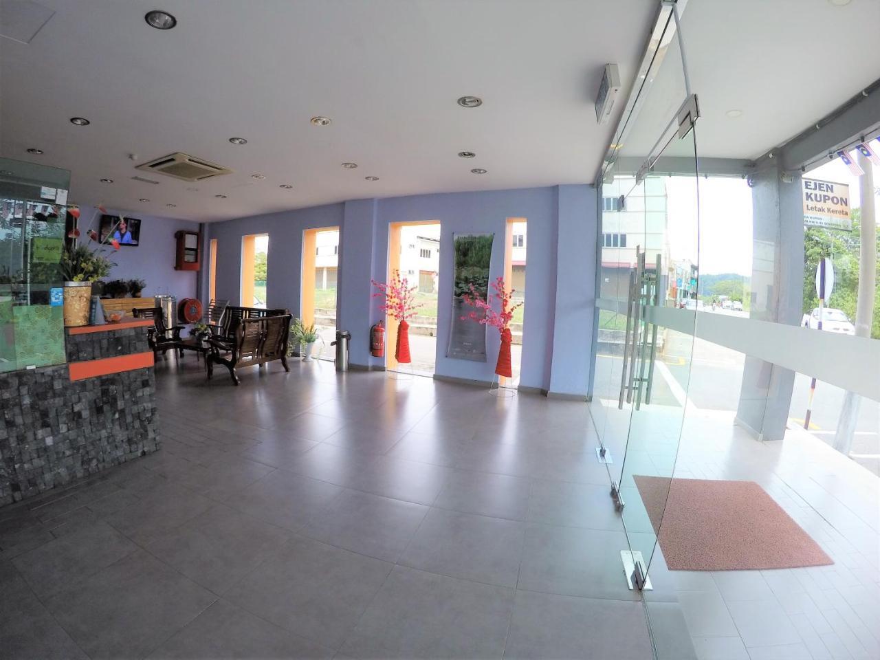 Hotel Bestari Kuala Lipis Kültér fotó